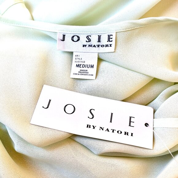 JOSIE Natori Vintage Sheer GREEN Short Robe Self Tie Embroidery NEW - Picture 13 of 15